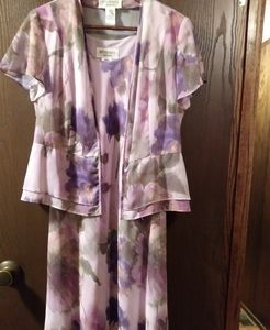 Two piece Lavender colored dress with flowers.
